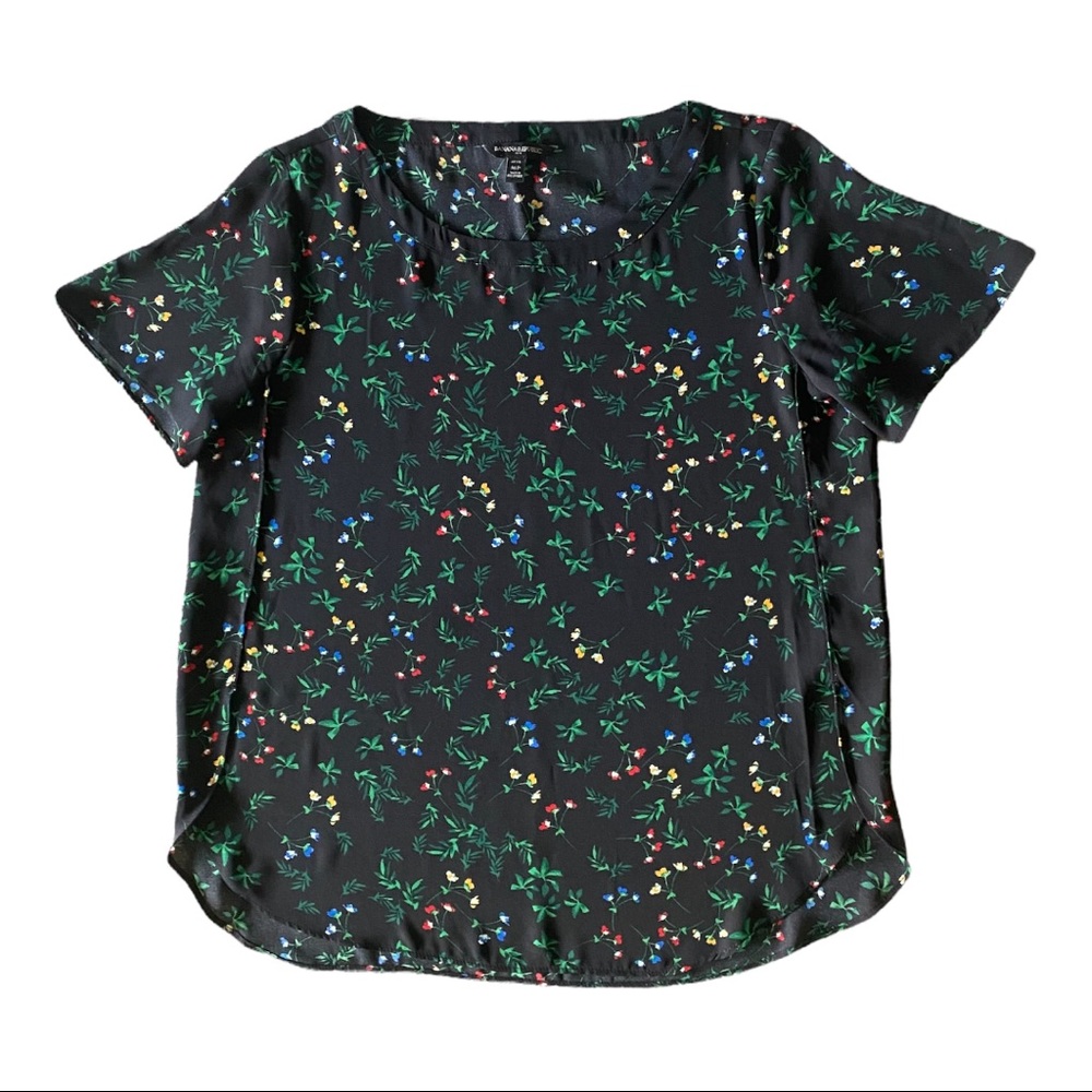 Banana Republic Petite Top. Size: MP